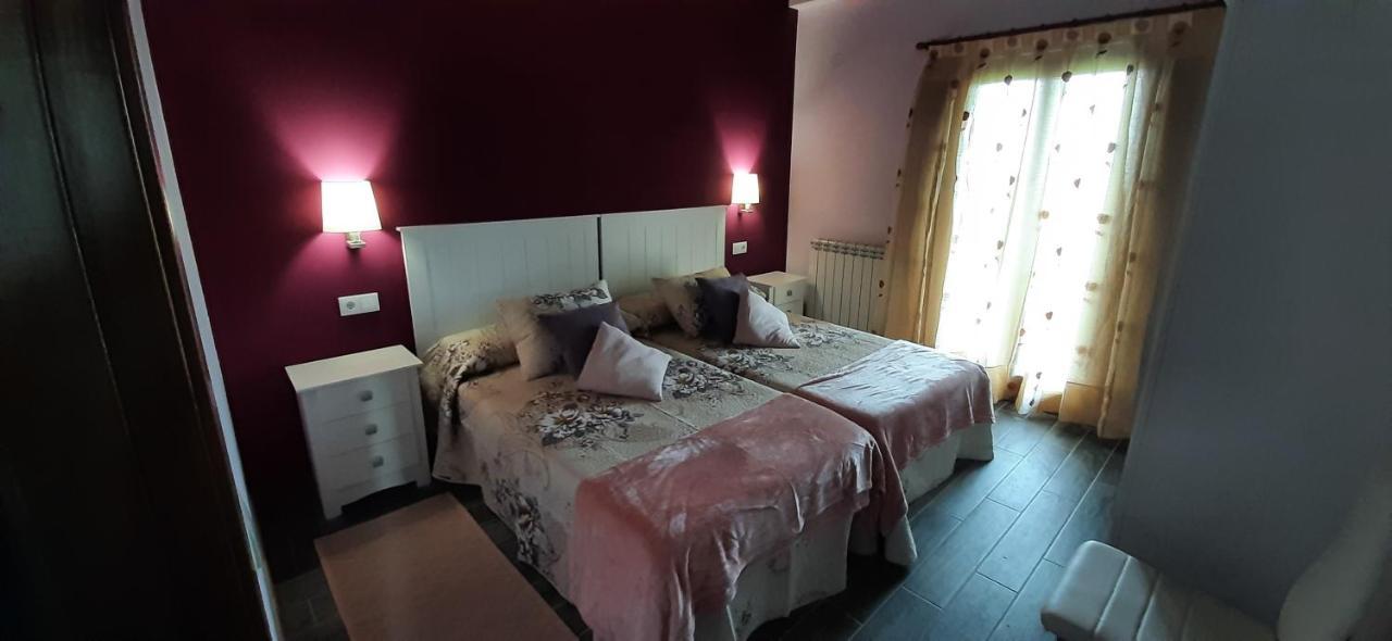 El Rato Apartamentos Rurales Navia Eksteriør bilde
