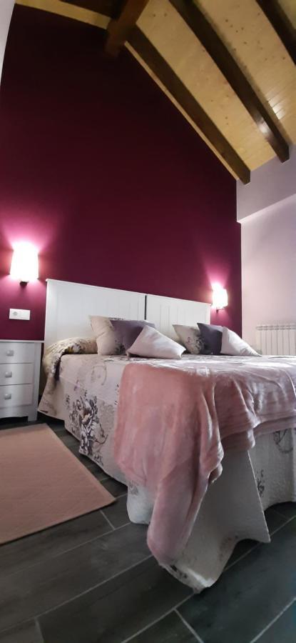 El Rato Apartamentos Rurales Navia Eksteriør bilde