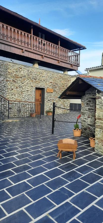 El Rato Apartamentos Rurales Navia Eksteriør bilde