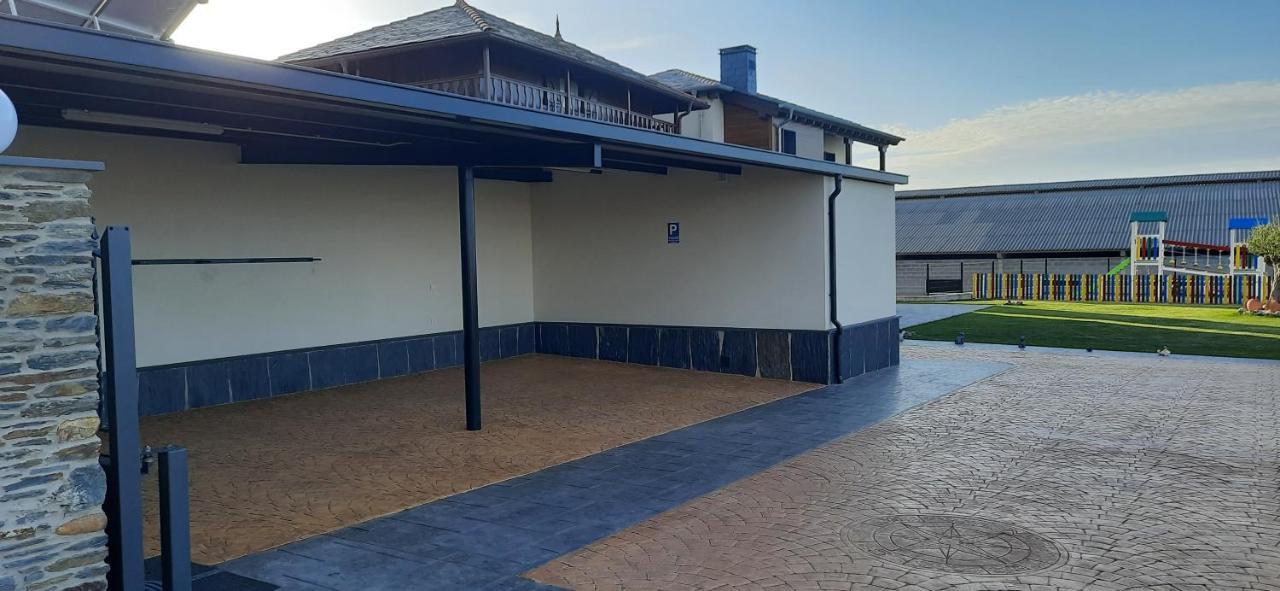 El Rato Apartamentos Rurales Navia Eksteriør bilde