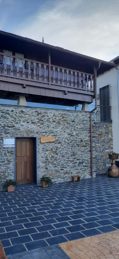 El Rato Apartamentos Rurales Navia Eksteriør bilde